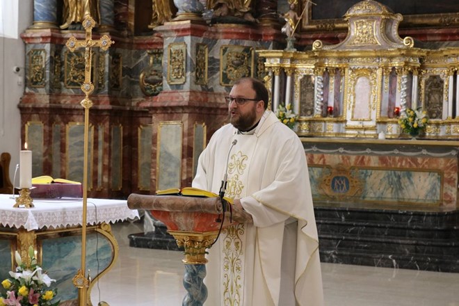 Na Vazmeni ponedjeljak misu za stradale i nestale branitelje u katedrali predslavio kancelar Varaždinske biskupije preč. Ivan Rak